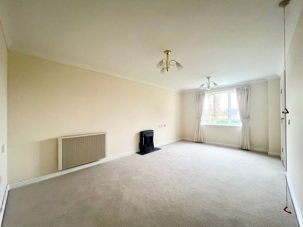 Property photo 3 of 10