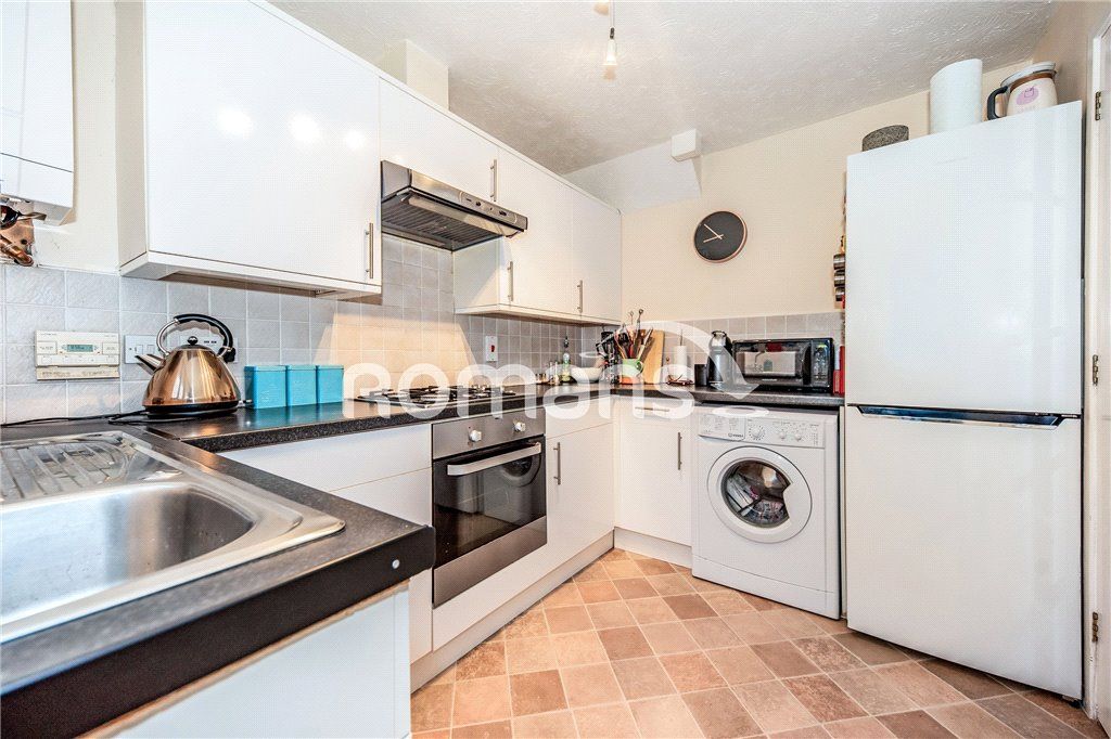 Property photo 3 of 7 Picture No. 01