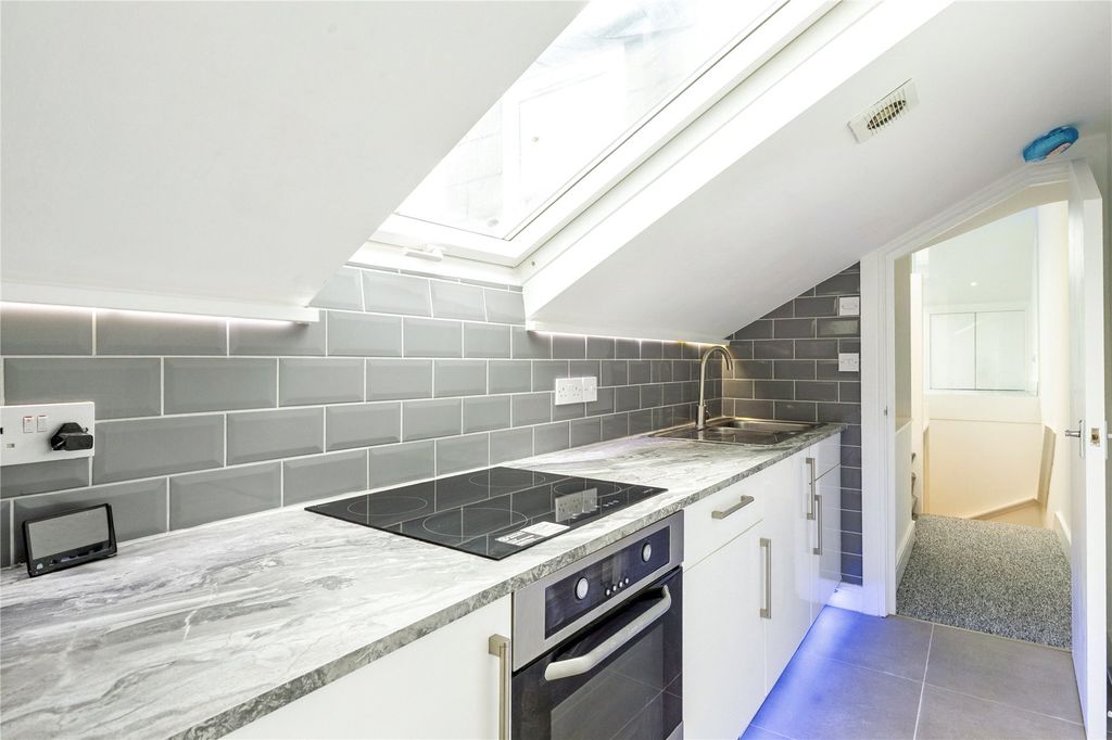 Property photo 3 of 9 Picture No. 09