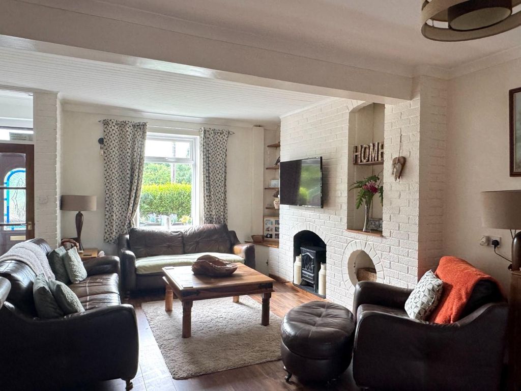 Property photo 2 of 21 Open Plan Lounge/Dining Room