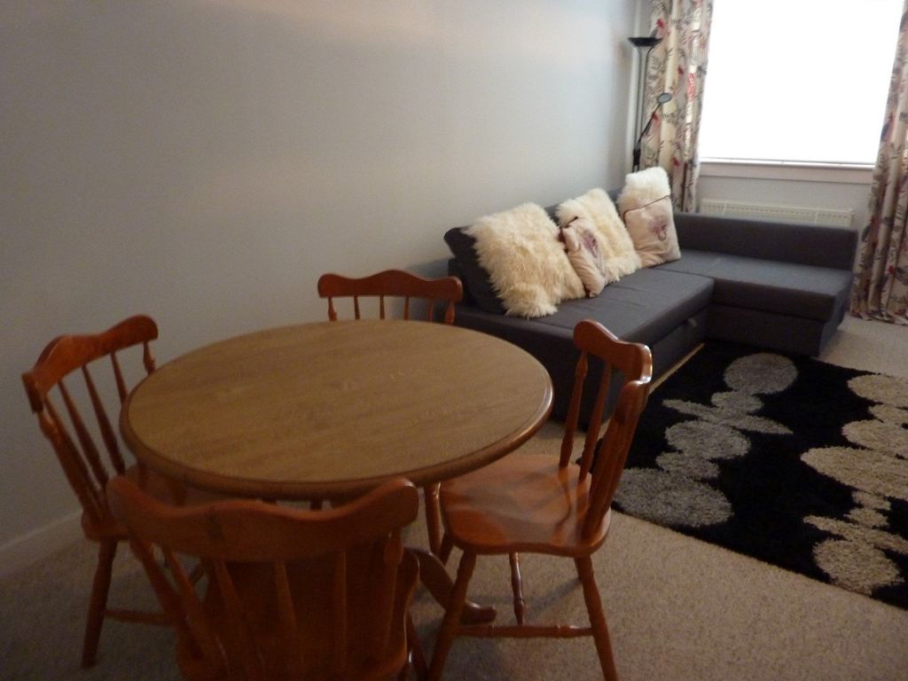 Property photo 3 of 15 Picture No. 04