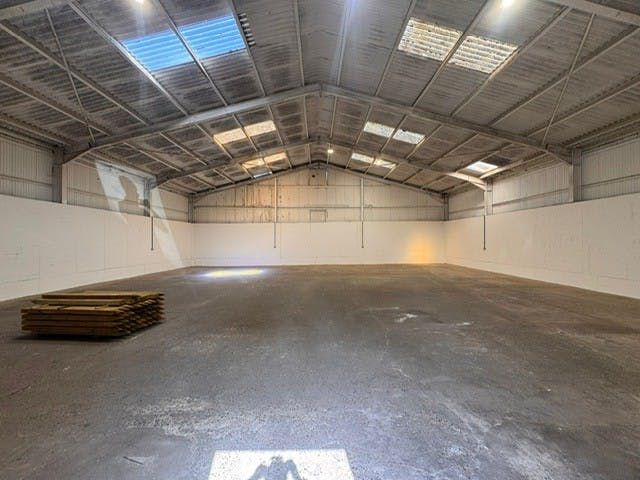 Property photo 1 of 2 Pic Whites Barn E 1.Jpg