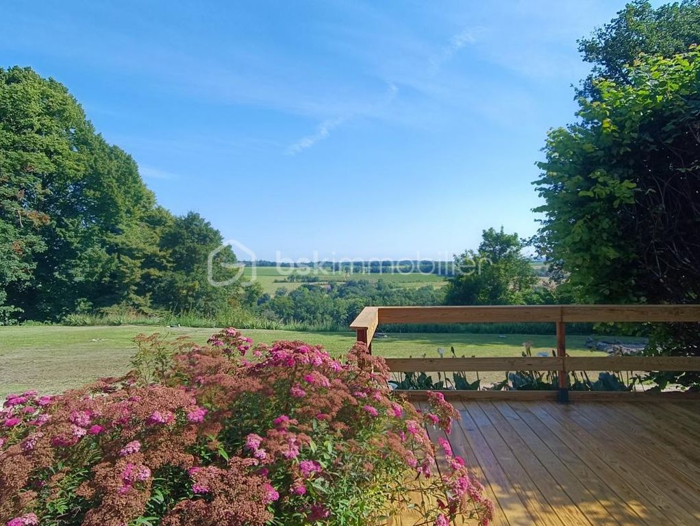 Property photo 1 of 28