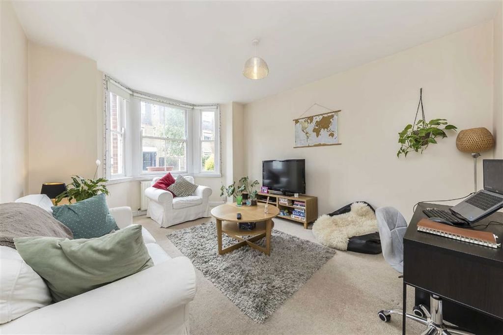 Property photo 2 of 7