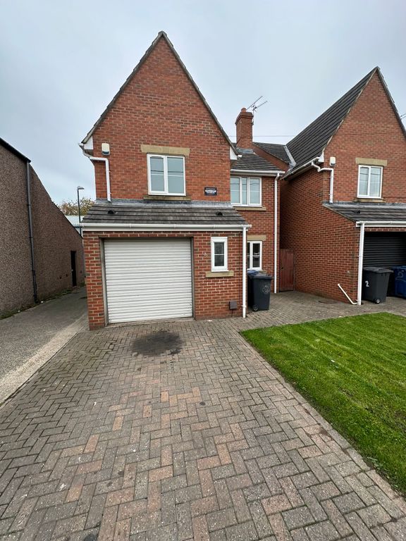 Property photo 3 of 17