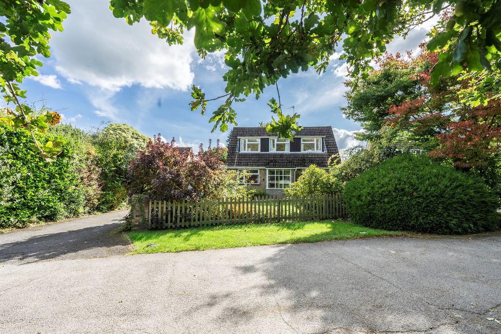 Property photo 2 of 16