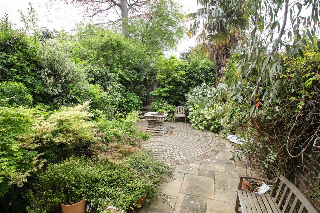 Property photo 3 of 40 3Y6A8421.Jpg