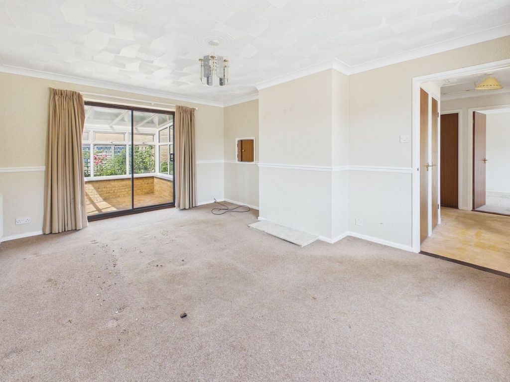 Property photo 3 of 11