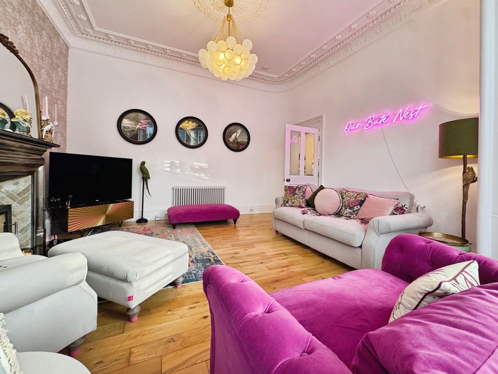 Property photo 3 of 39