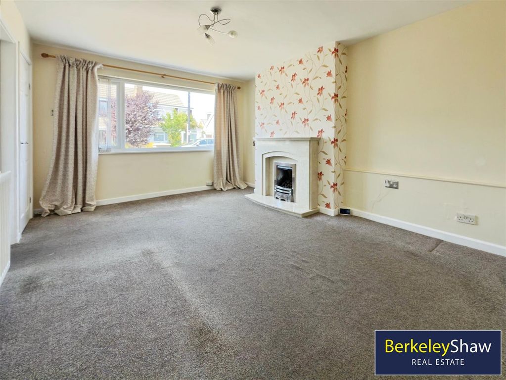 Property photo 3 of 13 De7A76F1--41E5-B81E-23Eefed15922-63615-000016F1Af2