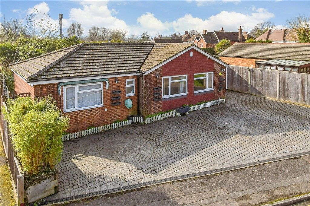 Property photo 2 of 10 External (Web)