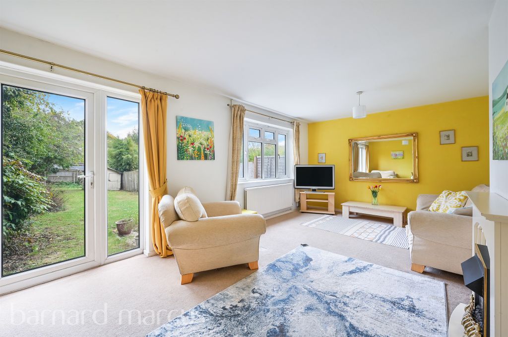 Property photo 3 of 12