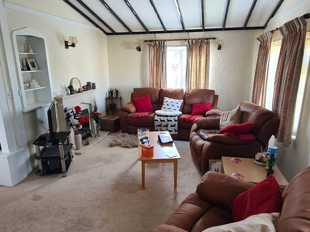 Property photo 3 of 11 Picture No. 16