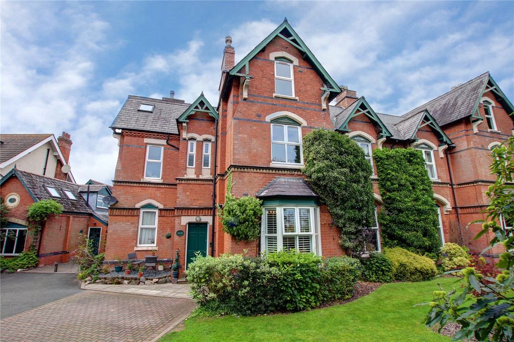 Property photo 1 of 14 Picture No. 05
