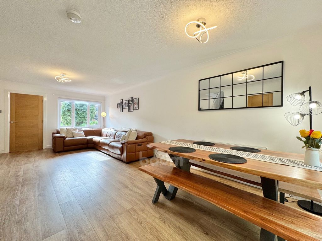 Property photo 2 of 42 Img_3037