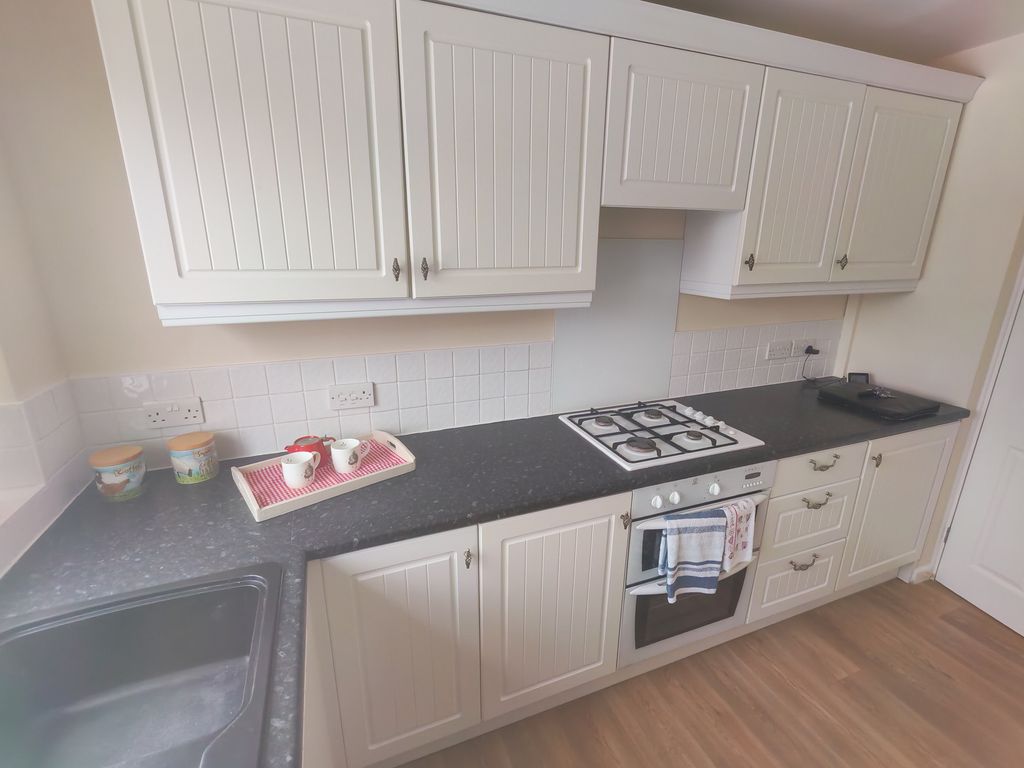 Property photo 2 of 13