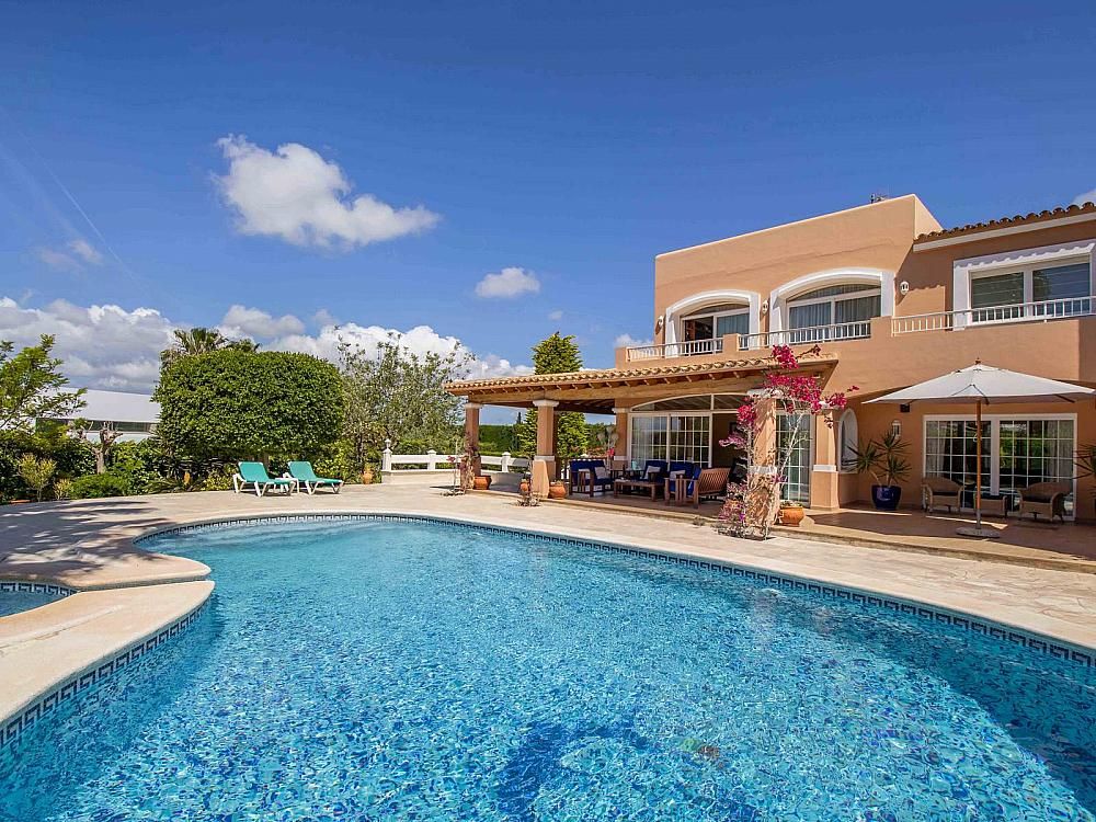 Property photo 3 of 50