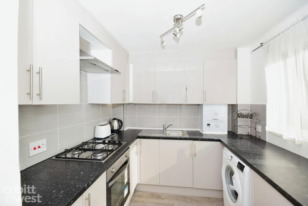 Property photo 3 of 10 Editedimage-76B53...