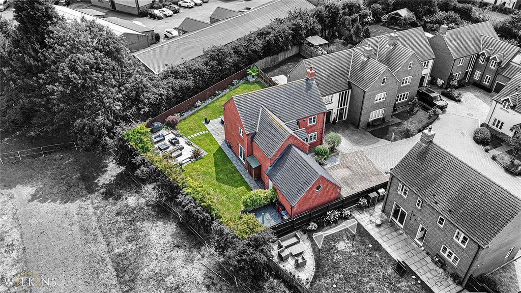 Property photo 2 of 57 Picture No. 08