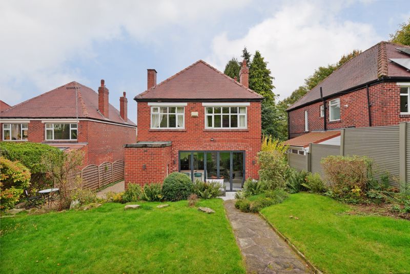 Property photo 3 of 37 Garden