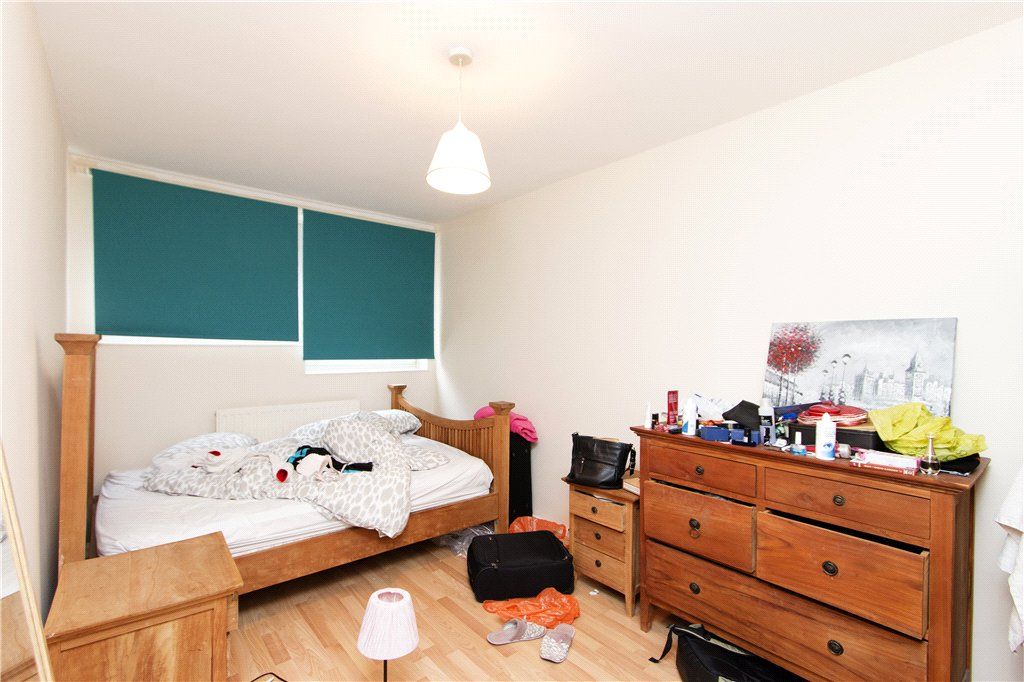 Property photo 3 of 9 Bedroom