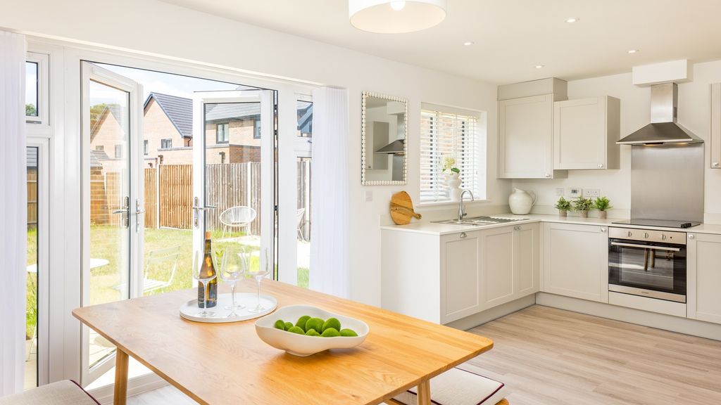 Property photo 2 of 13 Rosebrook, Hambrook