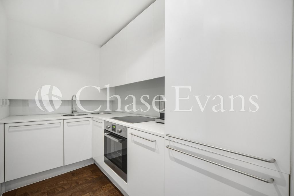 Property photo 2 of 22 Kitchen