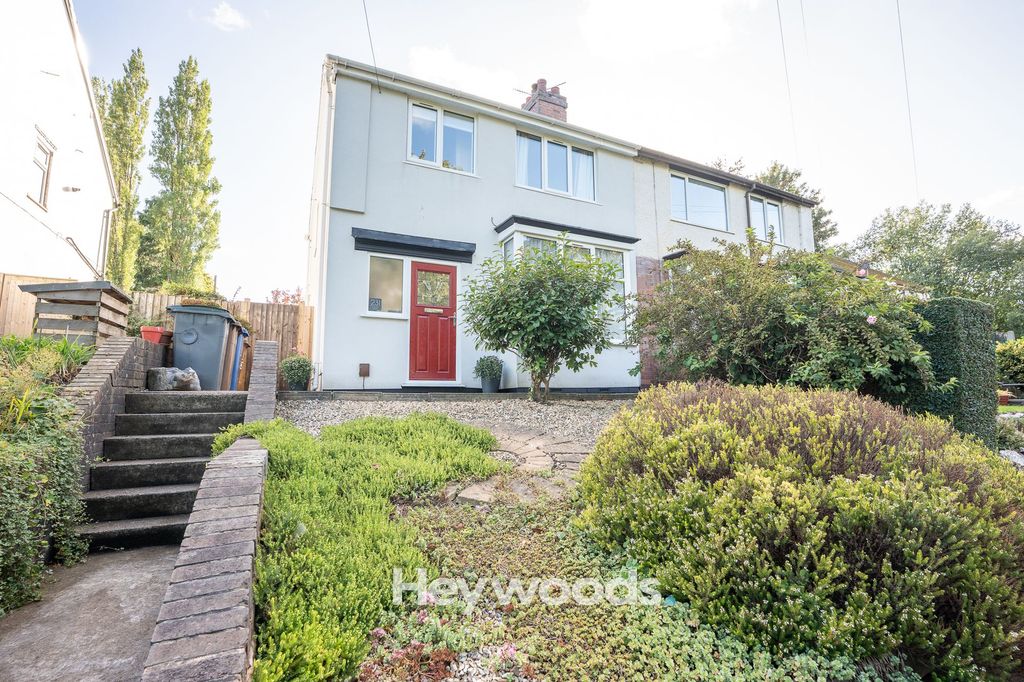 Property photo 1 of 42
