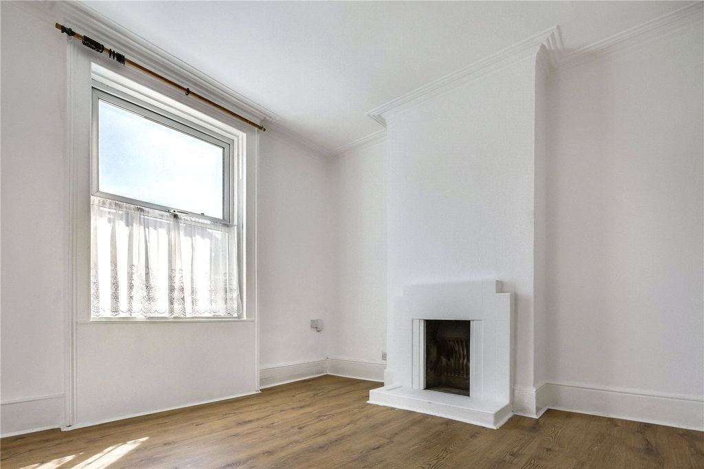 Property photo 2 of 7 Picture No. 03