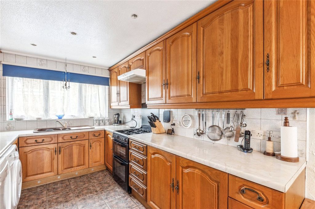 Property photo 1 of 14 Picture No. 09