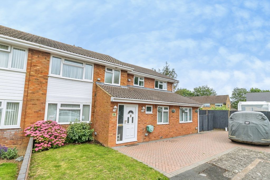 Property photo 1 of 28 Pbox-Img.Jpg