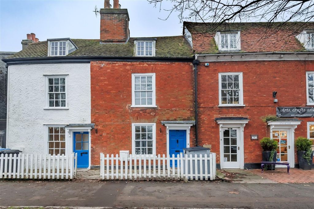 Property photo 1 of 32 108 High Street (29).Jpg