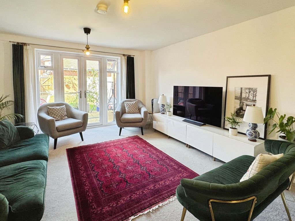 Property photo 2 of 15 Pbox-Img.Jpg