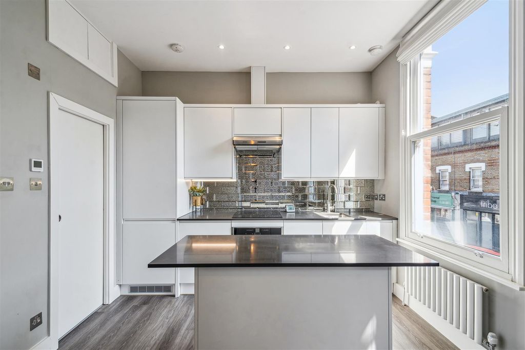 Property photo 3 of 18 9.Jpg
