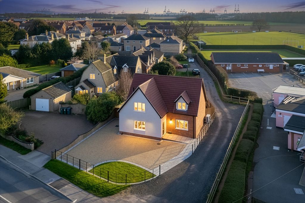 Property photo 1 of 30