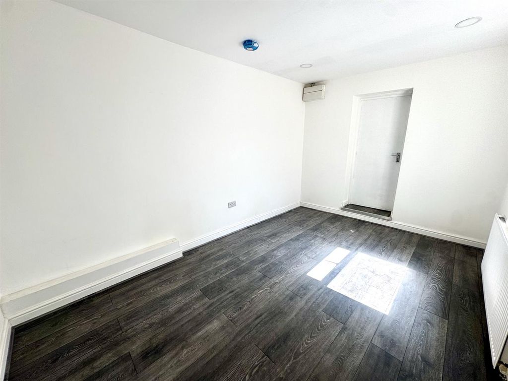 Property photo 3 of 11 Img_3041.Jpg