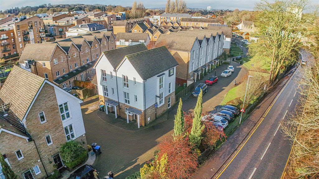 Property photo 2 of 28 Dji_20260116113930_0011_D.Jpg