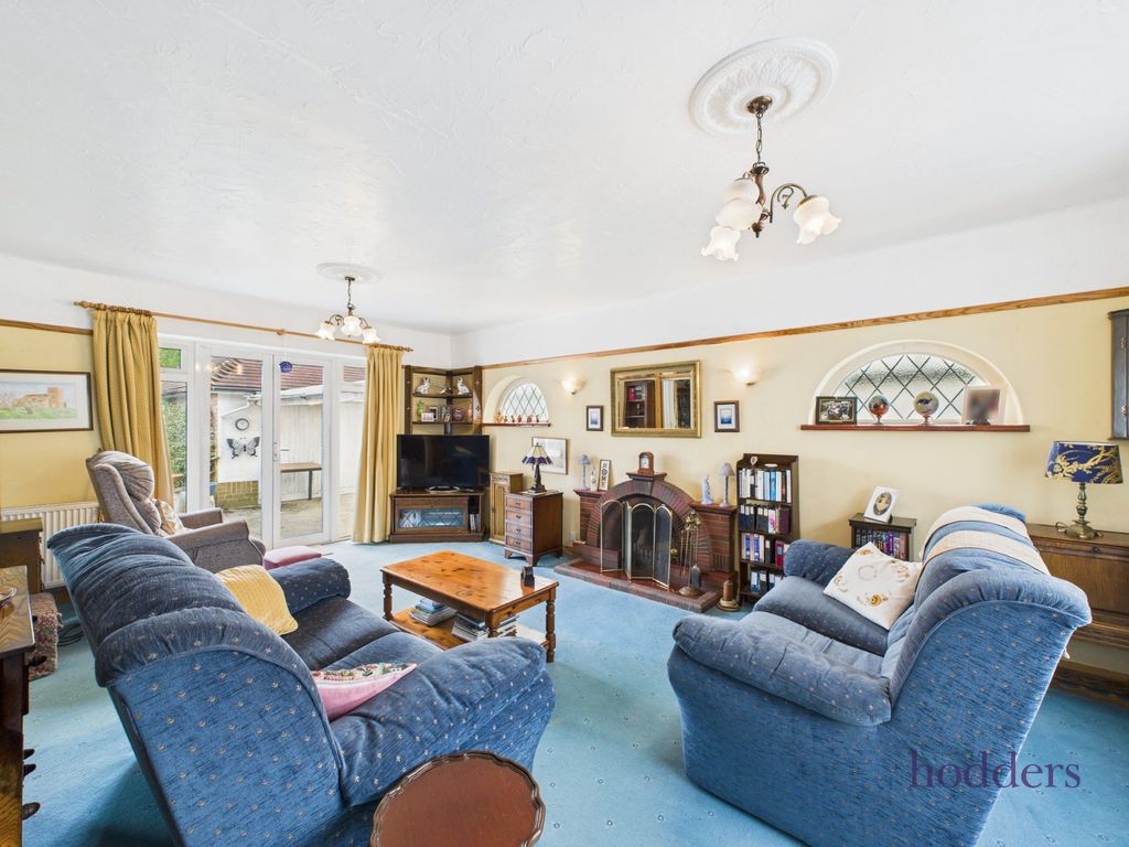 Property photo 2 of 18 Picture No. 01