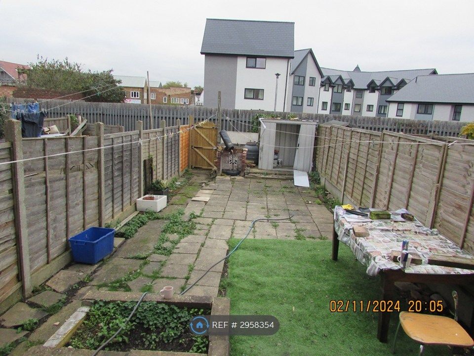 Property photo 3 of 14