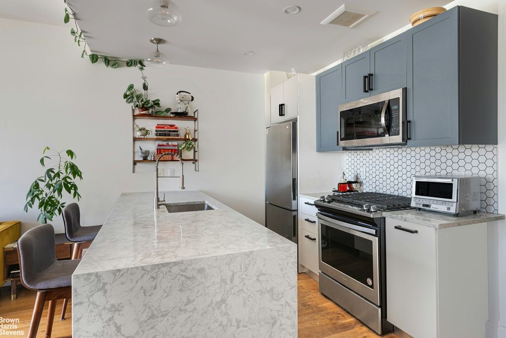 Property photo 2 of 8 <Alttext/>