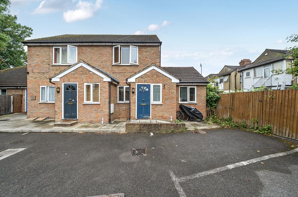 Property photo 1 of 12 Picture No. 03