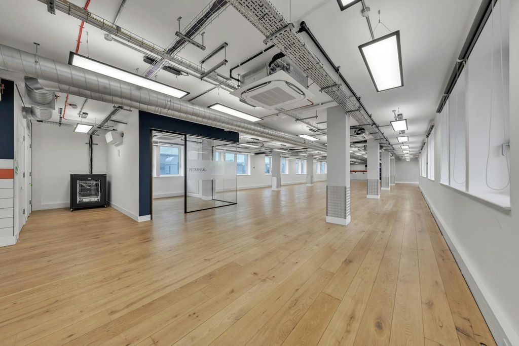 Property photo 2 of 9 Dsc05329.Jpg