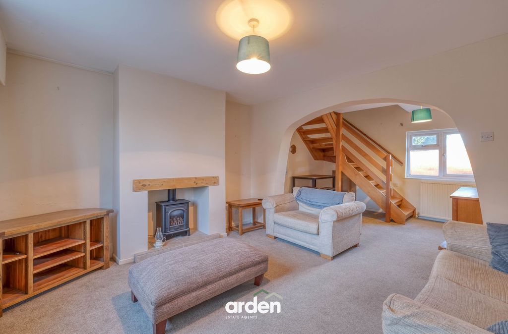 Property photo 3 of 11