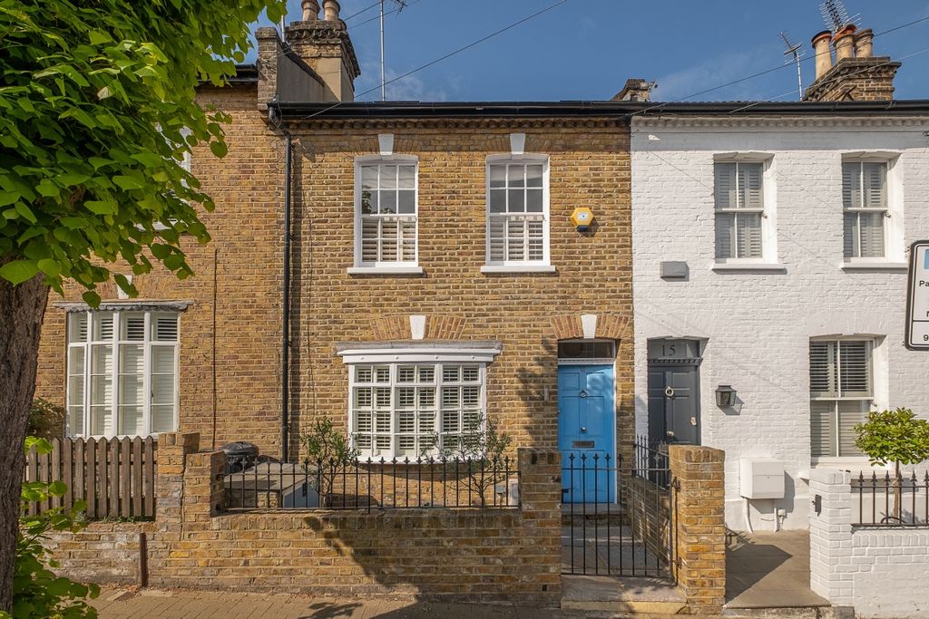 Property photo 1 of 11 16-Dalby-Road-001...