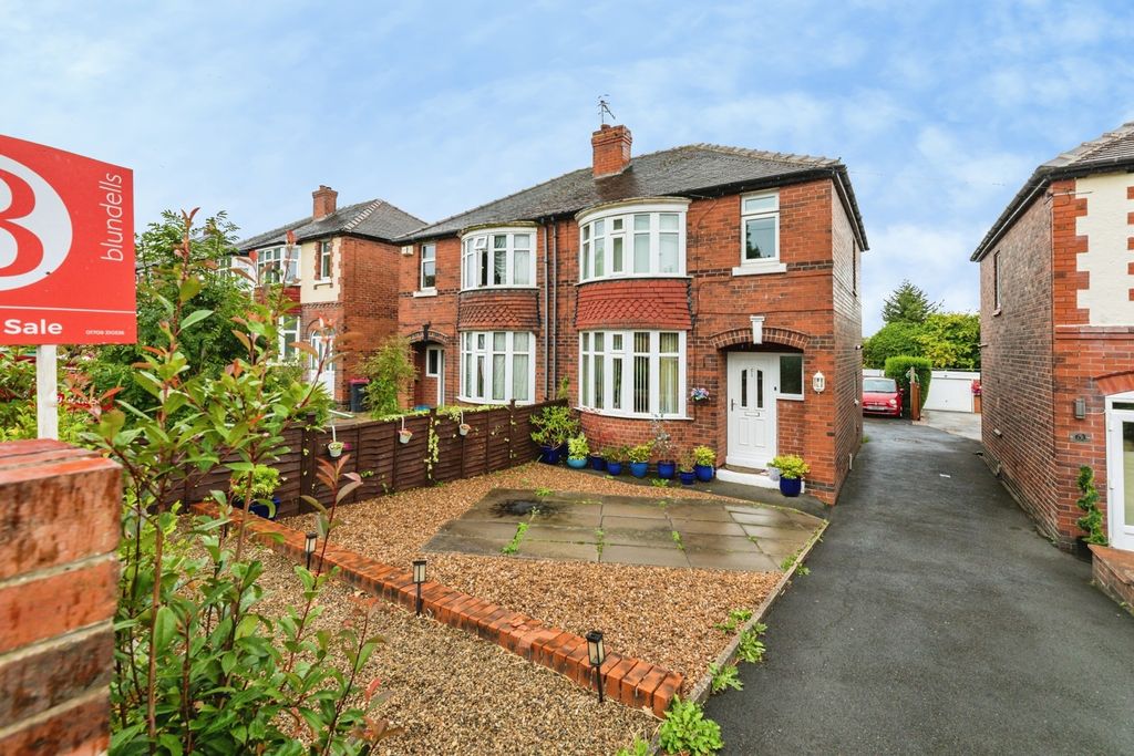 Property photo 1 of 32 Pbox-Img.Jpg