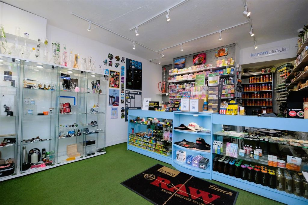 Property photo 2 of 4