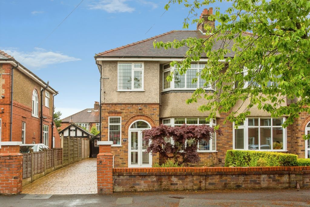 Property photo 1 of 30 Pbox-Img.Jpg
