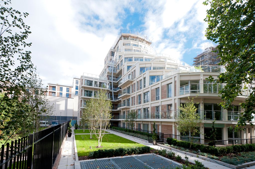 Property photo 1 of 6