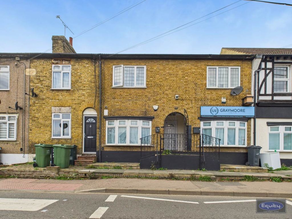 Property photo 1 of 10 External