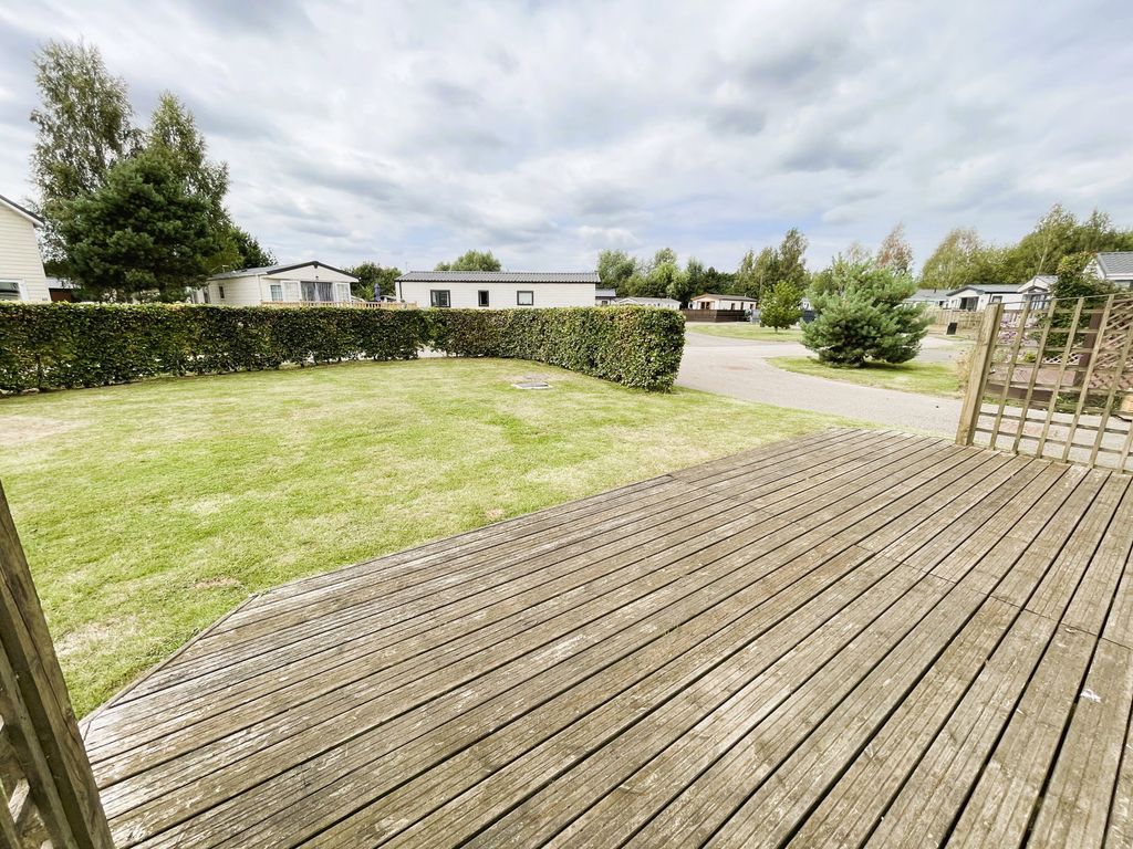 Property photo 3 of 38